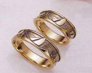 custom made wedding rings can be great pieces of timeless jewelry.